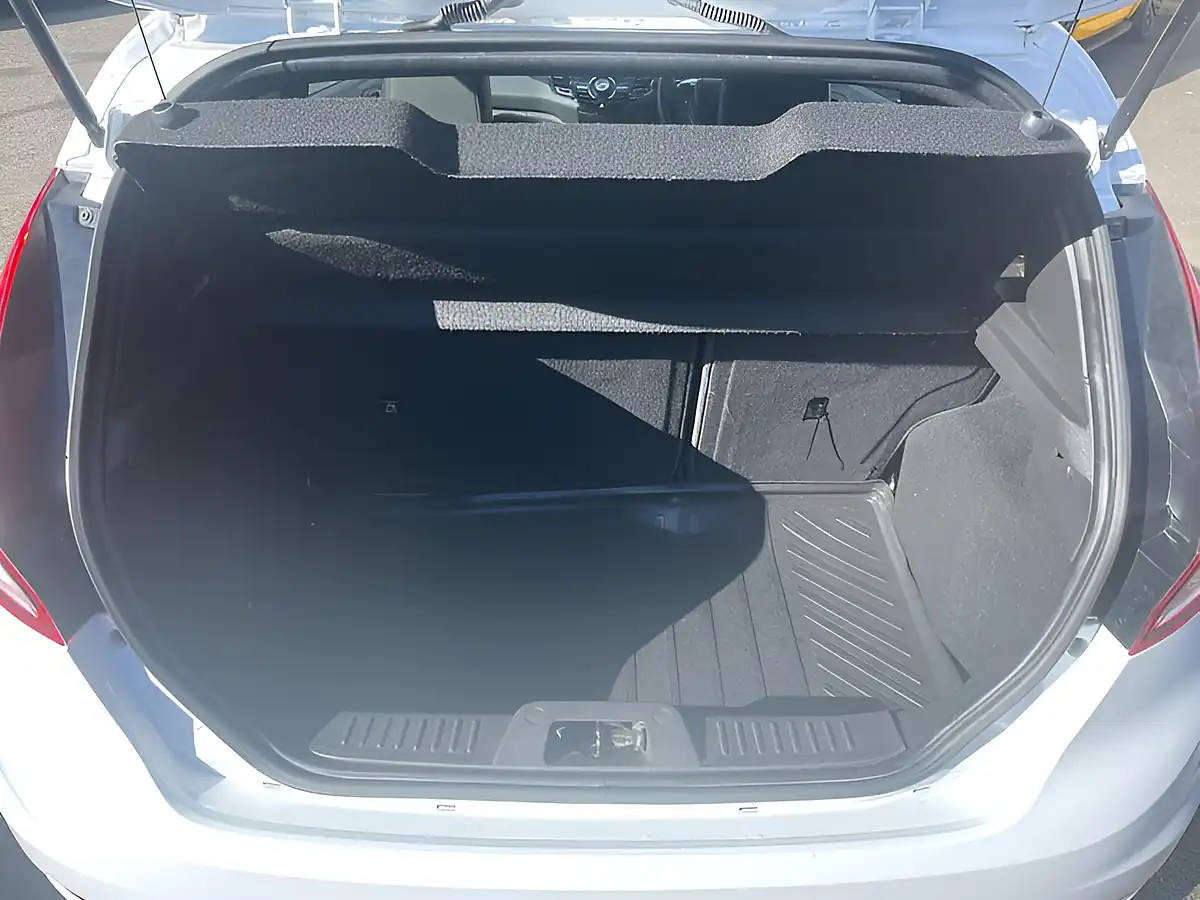 Used 2017 Ford Fiesta ST-3 White - Interior and Exterior details 16