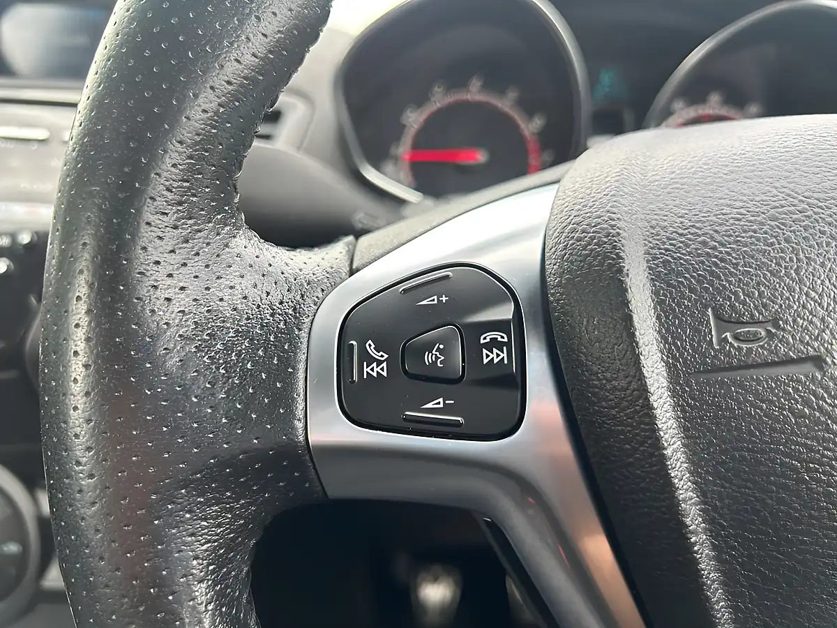 Used 2017 Ford Fiesta ST-3 White - Interior and Exterior details 16