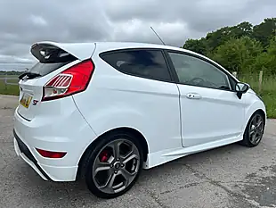 Used 2017 Ford Fiesta ST-3 White - Interior and Exterior details 3