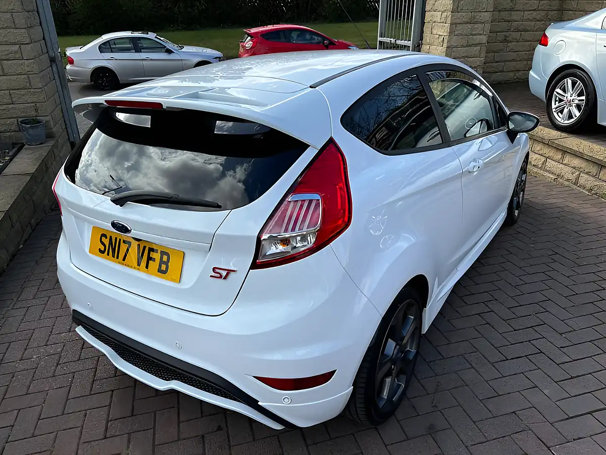 Used 2017 Ford Fiesta ST-3 White - Interior and Exterior details 10