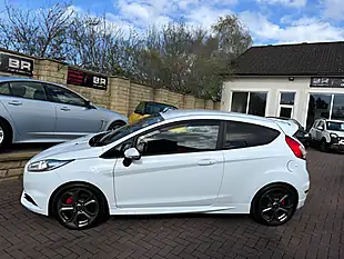 Used 2017 Ford Fiesta ST-3 White - Interior and Exterior details 6
