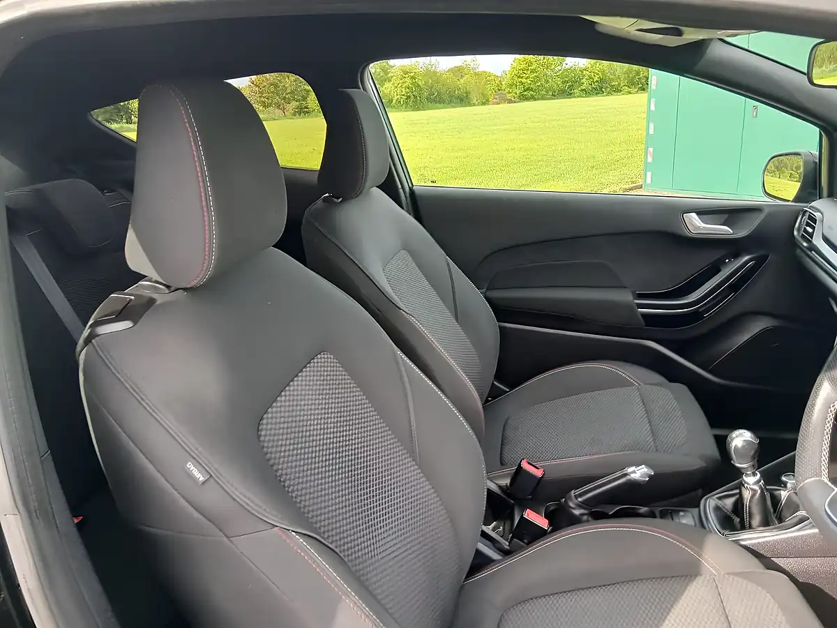 Used 2017 Ford Fiesta ST-Line Black - Interior and Exterior details 15