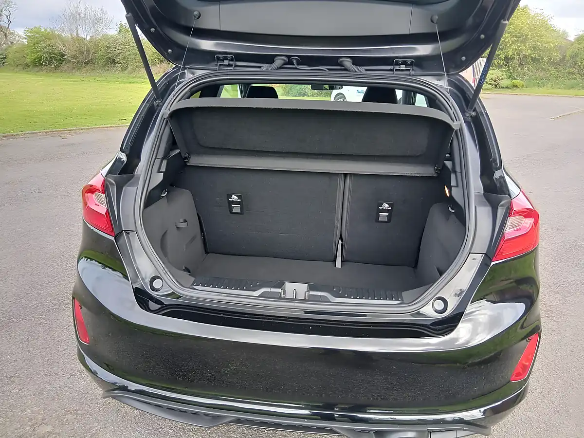 Used 2017 Ford Fiesta ST-Line Black - Interior and Exterior details 7