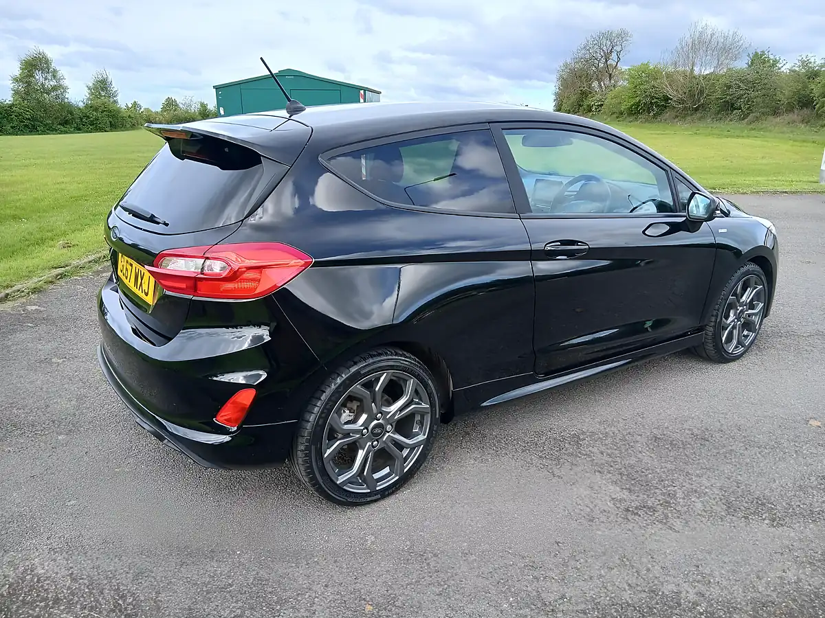 Used 2017 Ford Fiesta ST-Line Black - Interior and Exterior details 8