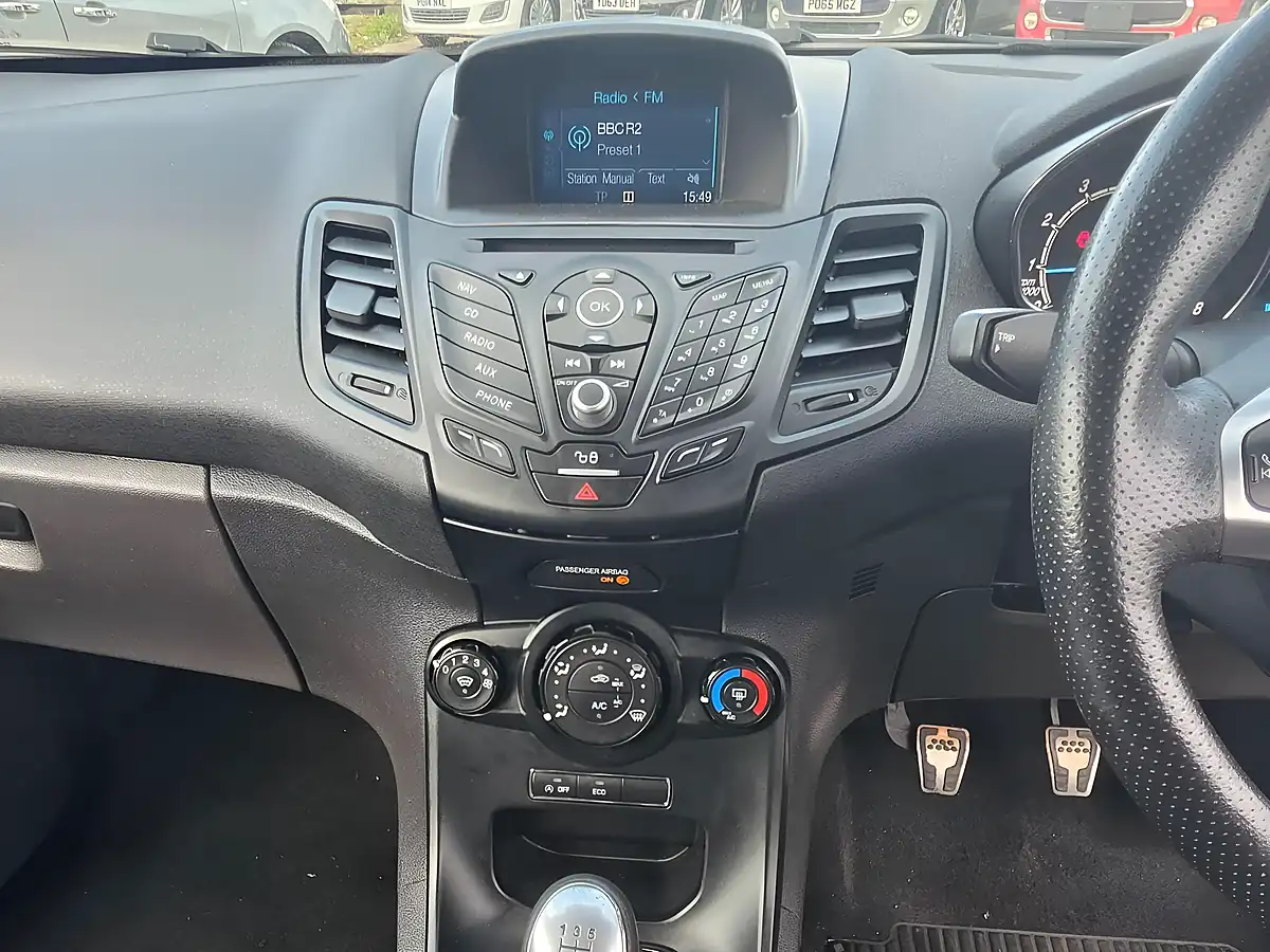 Used 2017 Ford Fiesta ST-Line Black - Interior and Exterior details 11