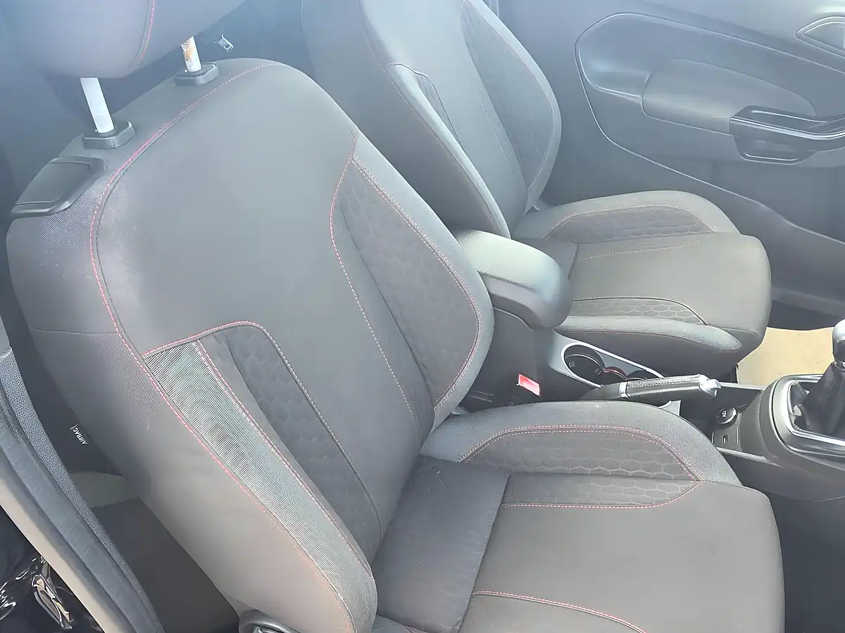 Used 2017 Ford Fiesta ST-Line Black - Interior and Exterior details 12