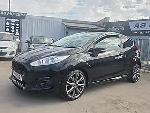 Used 2017 Ford Fiesta ST-Line Black - Interior and Exterior details 3
