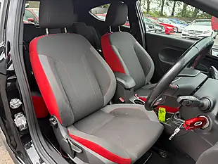 Used 2017 Ford Fiesta ST-Line Black - Interior and Exterior details 11