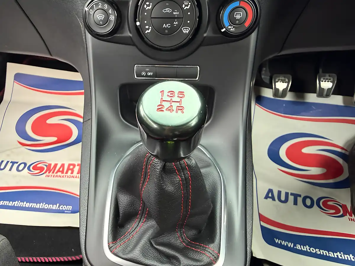 Used 2017 Ford Fiesta ST-Line Black - Interior and Exterior details 19