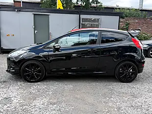 Used 2017 Ford Fiesta ST-Line Black - Interior and Exterior details 4