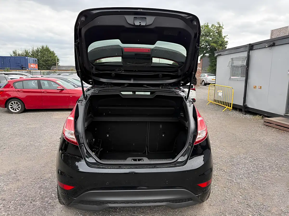 Used 2017 Ford Fiesta ST-Line Black - Interior and Exterior details 7