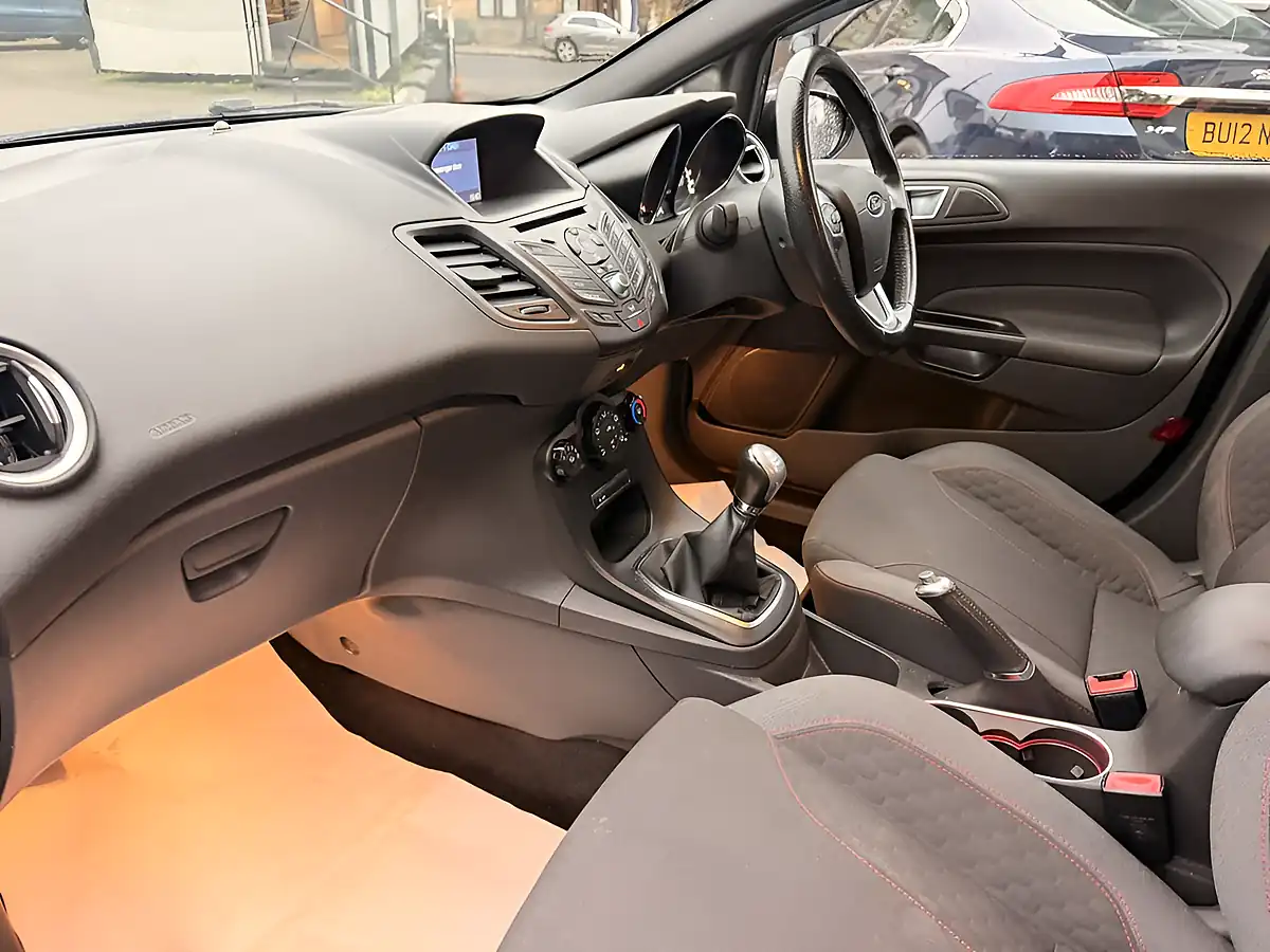 Used 2017 Ford Fiesta ST-Line Black - Interior and Exterior details 15