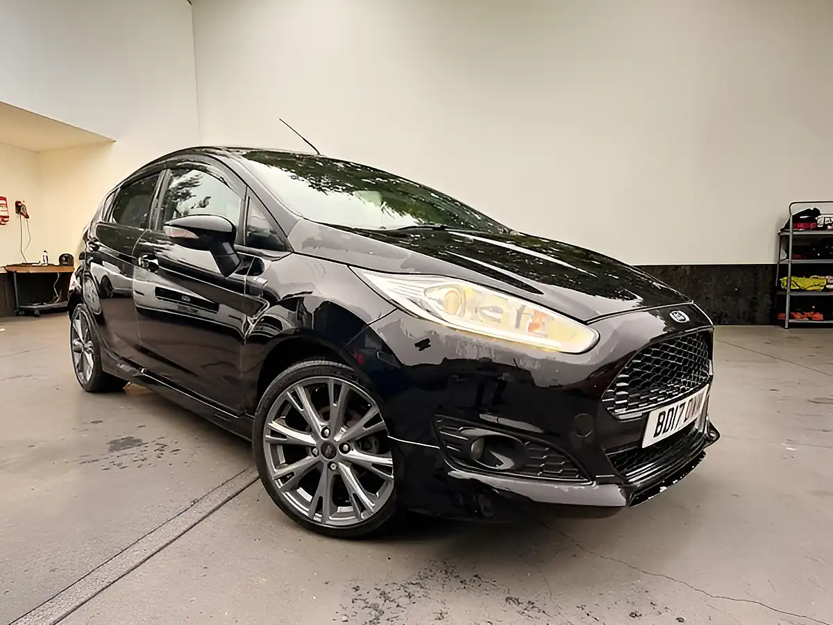 Used 2017 Ford Fiesta ST-Line Black - Interior and Exterior details 2