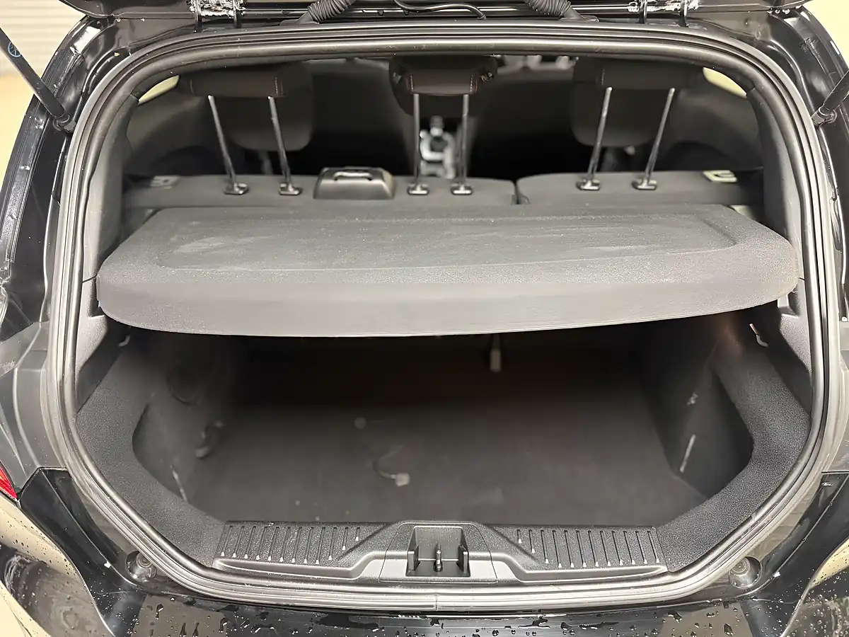 Used 2017 Ford Fiesta ST-Line Black - Interior and Exterior details 13