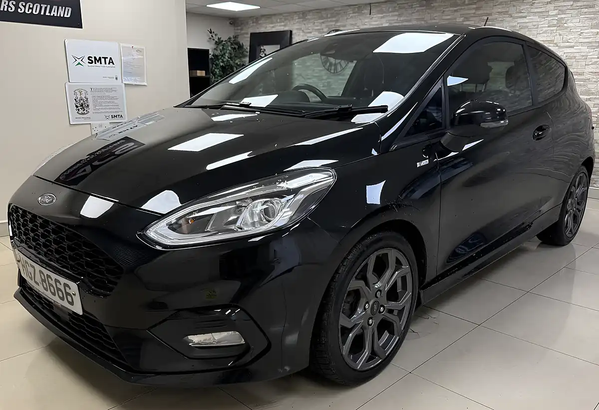 Used 2017 Ford Fiesta ST-Line Black - Interior and Exterior details 2