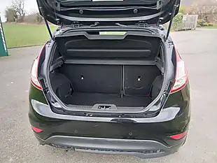 Used 2017 Ford Fiesta ST-Line Black - Interior and Exterior details 10