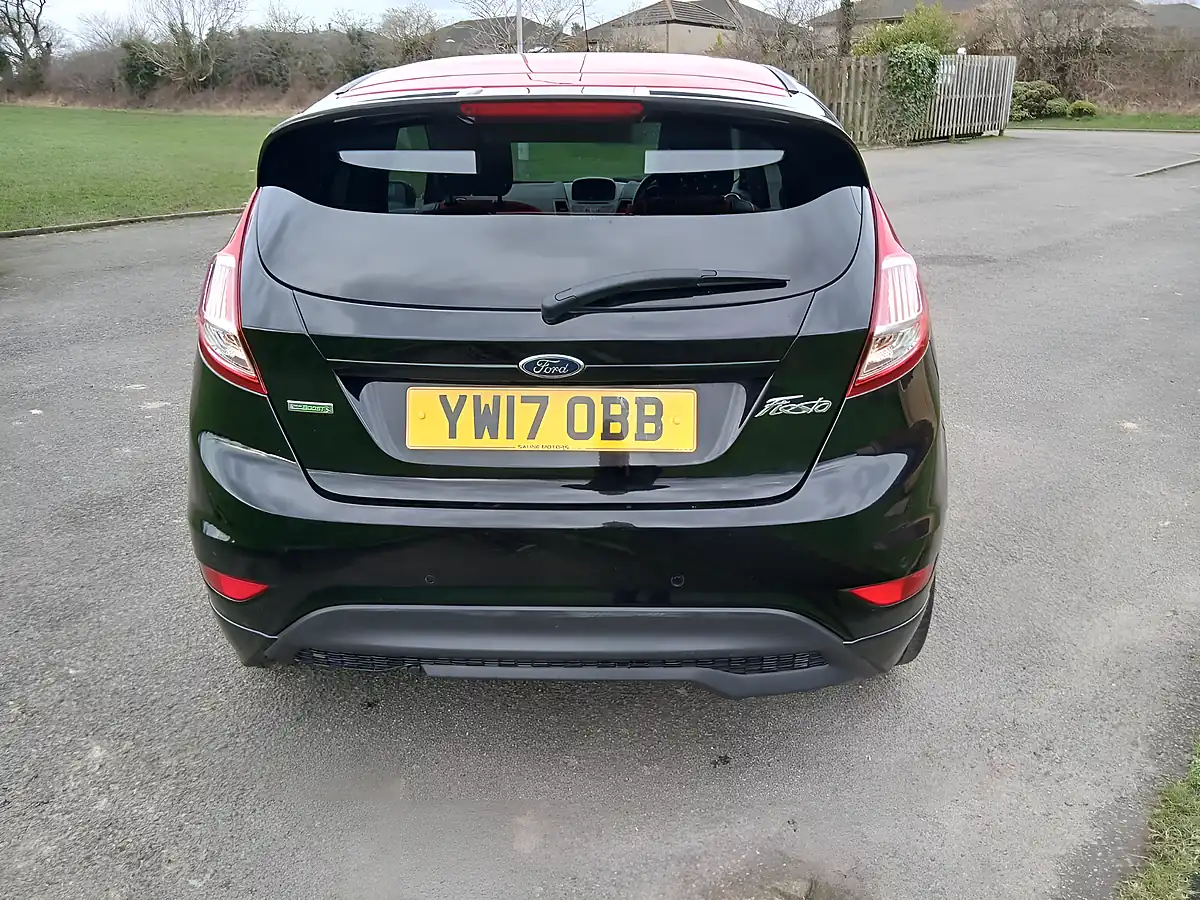 Used 2017 Ford Fiesta ST-Line Black - Interior and Exterior details 8