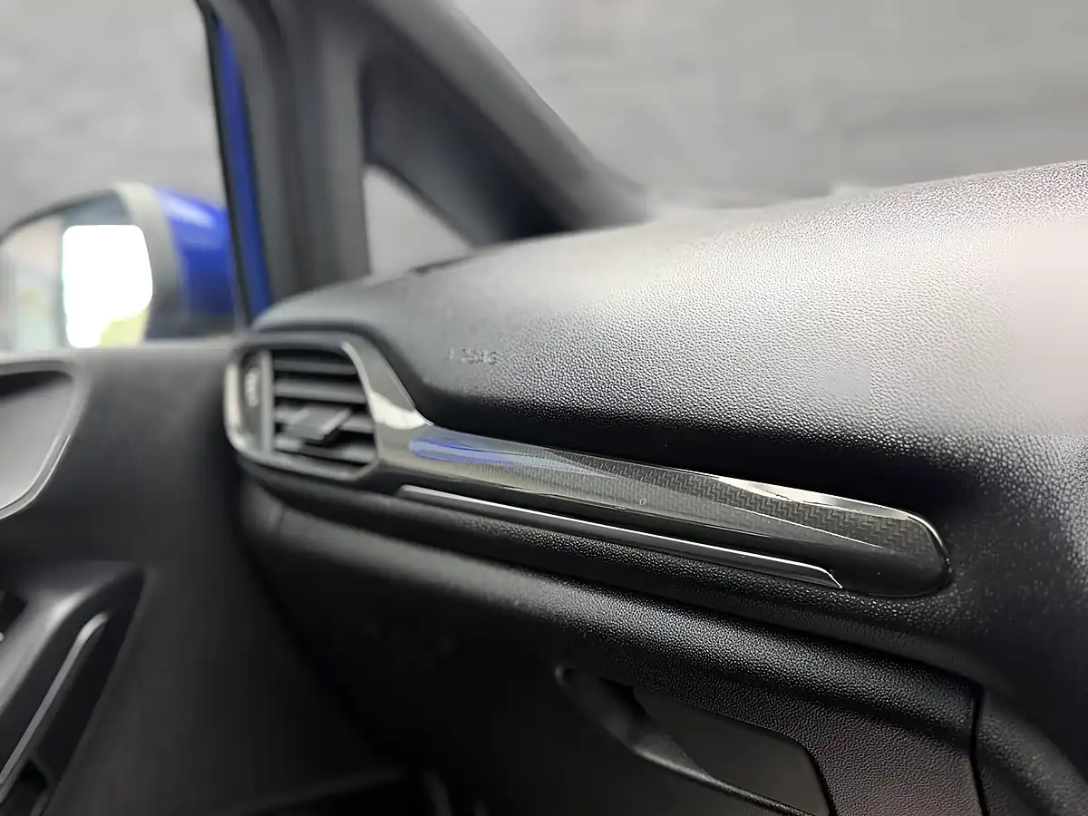 Used 2017 Ford Fiesta ST-Line Blue - Interior and Exterior details 18