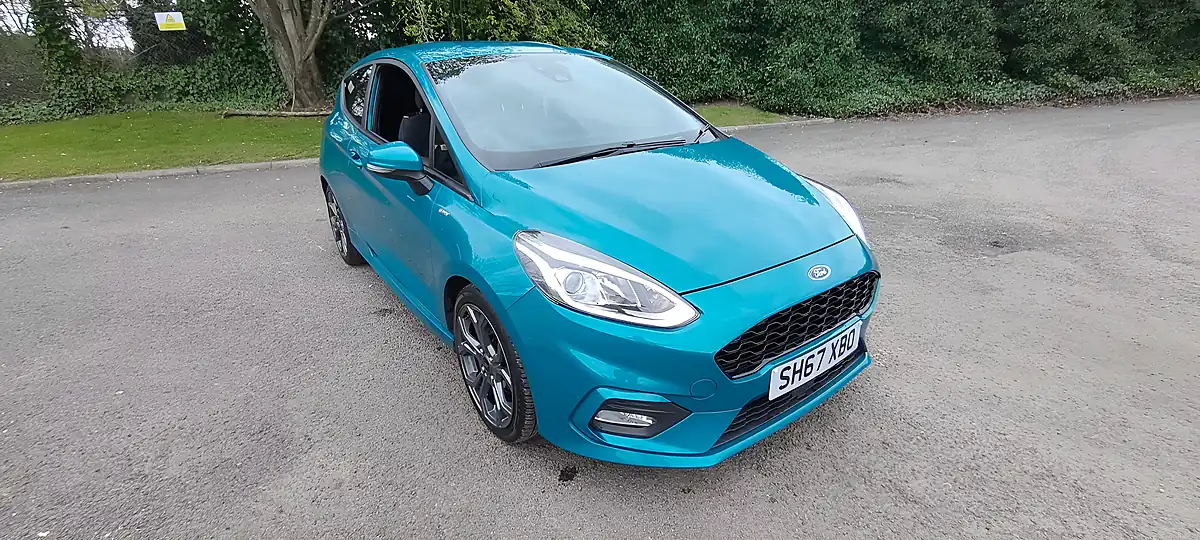 Used 2017 Ford Fiesta ST-Line Blue - Interior and Exterior details 7