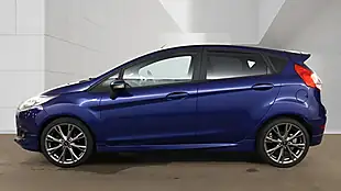 Used 2017 Ford Fiesta ST-Line Blue - Interior and Exterior details 7