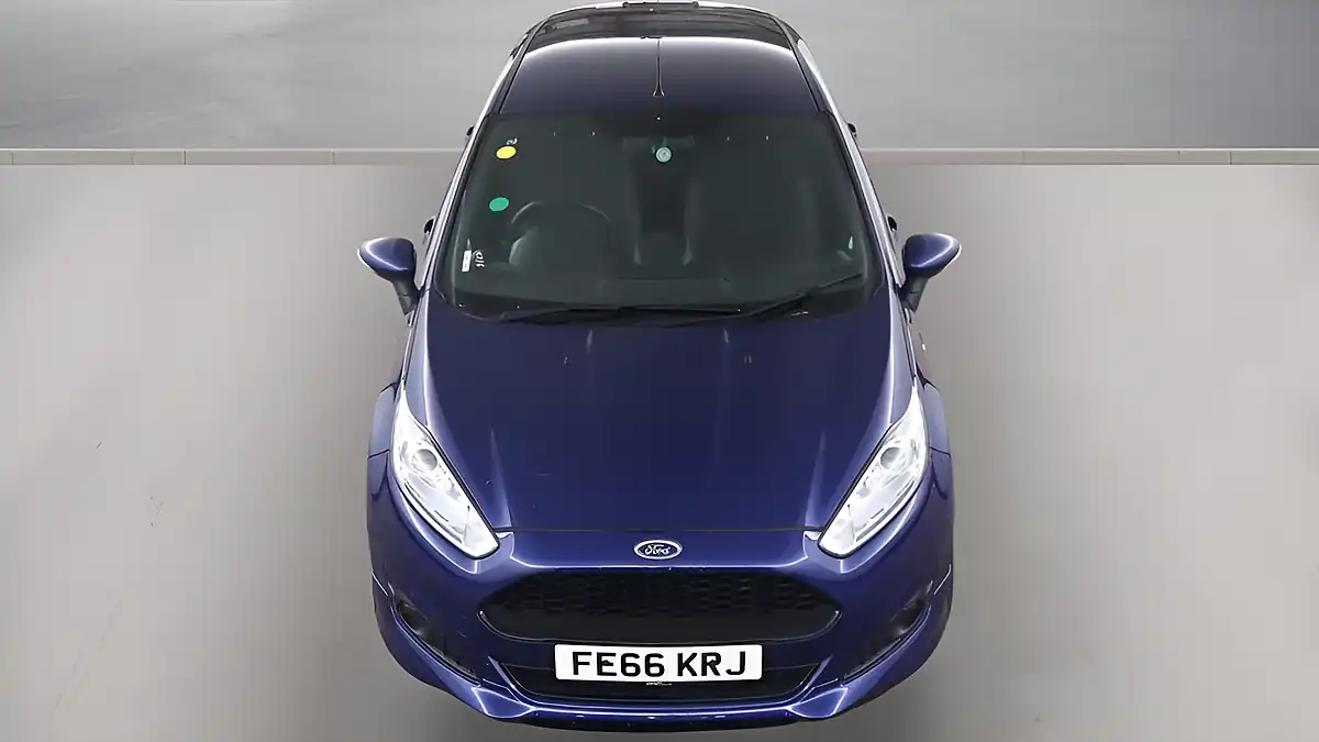 Used 2017 Ford Fiesta ST-Line Blue - Interior and Exterior details 8