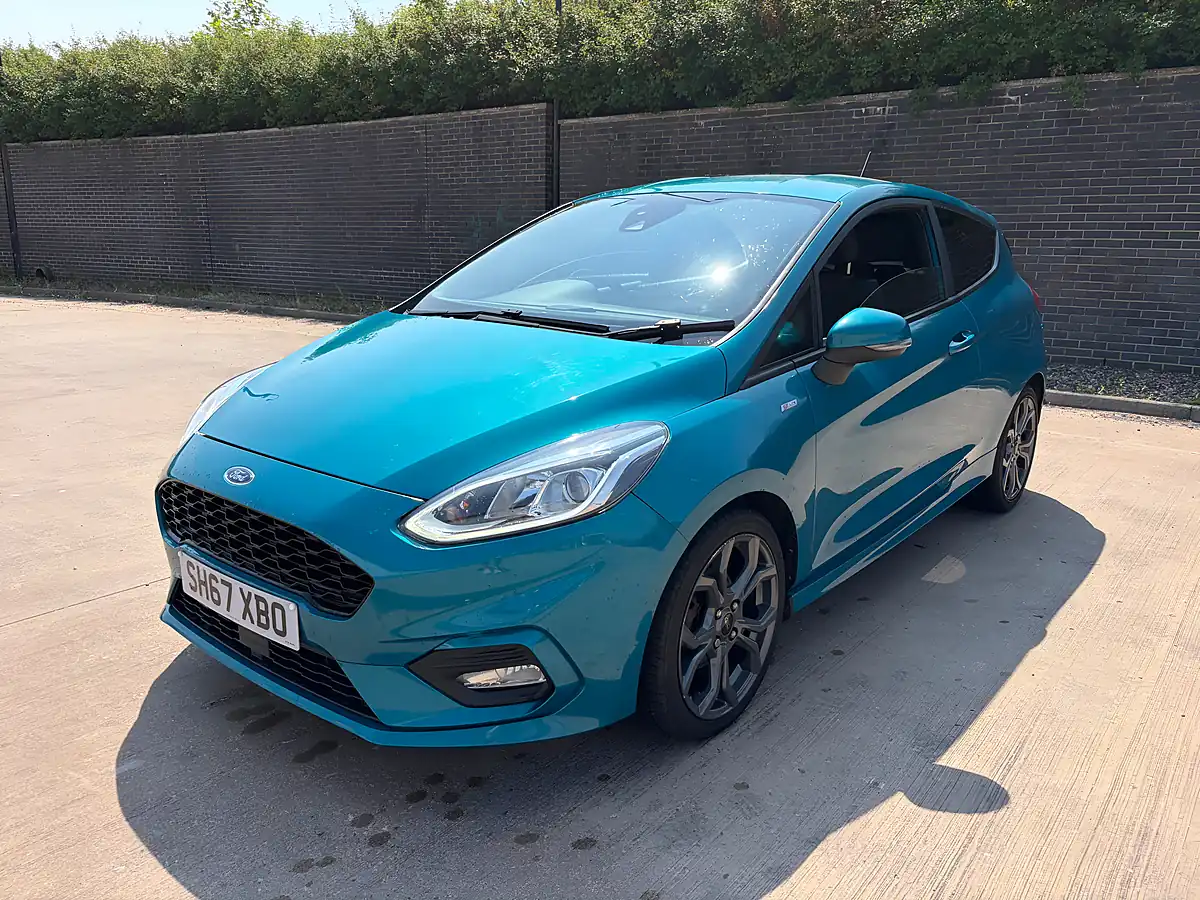 Used 2017 Ford Fiesta ST-Line Blue - Front View