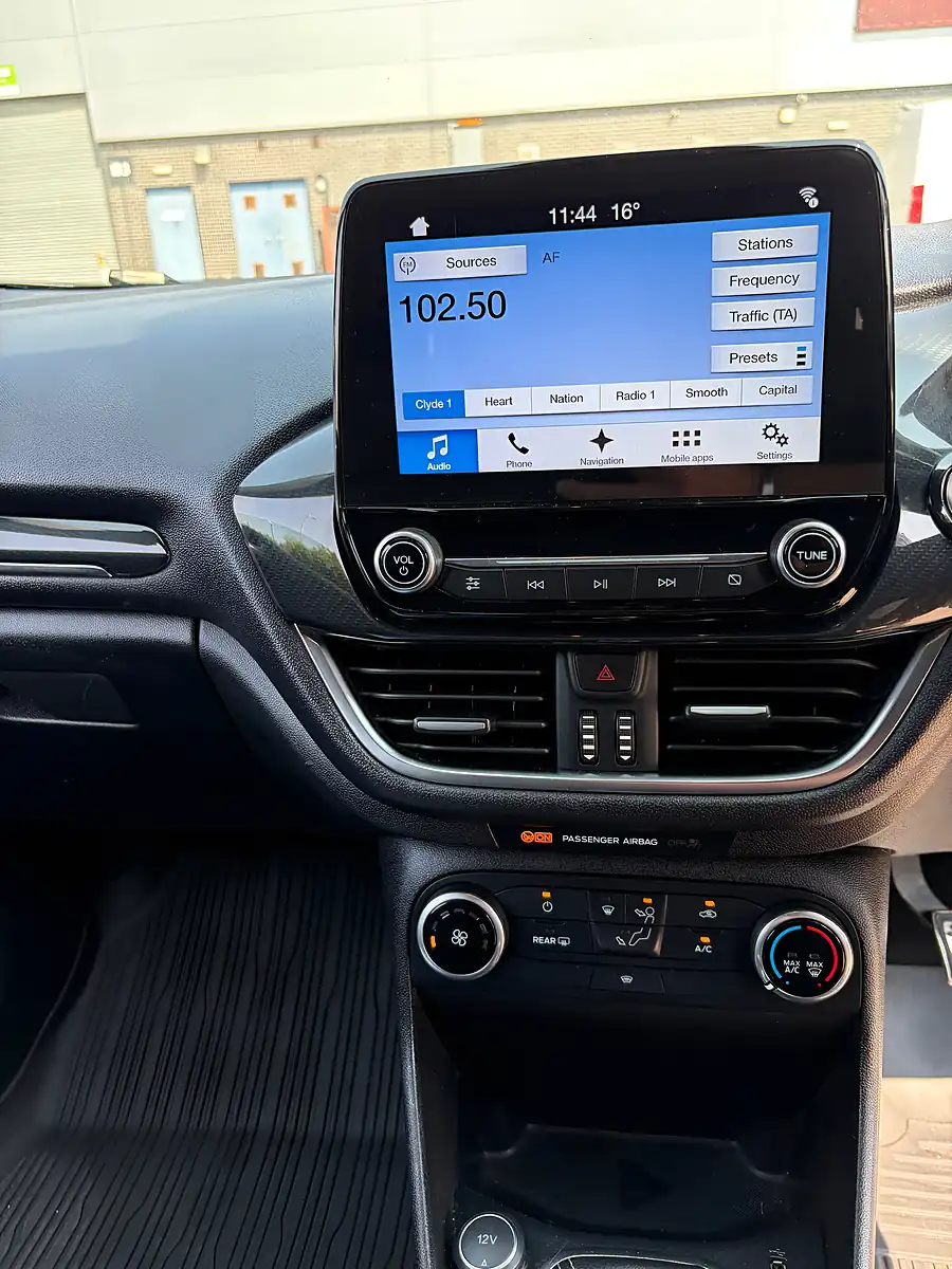 Used 2017 Ford Fiesta ST-Line Blue - Interior and Exterior details 10