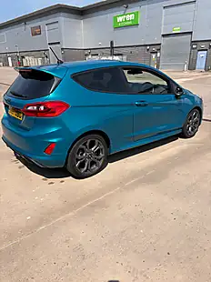 Used 2017 Ford Fiesta ST-Line Blue - Interior and Exterior details 5