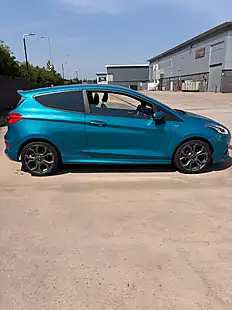 Used 2017 Ford Fiesta ST-Line Blue - Interior and Exterior details 6