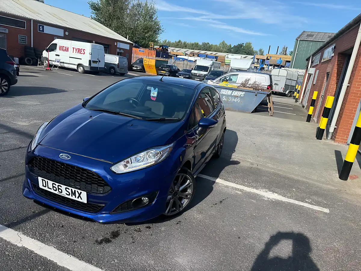 Used 2017 Ford Fiesta ST-Line Blue - Interior and Exterior details 2