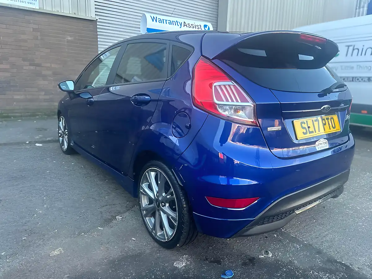 Used 2017 Ford Fiesta ST-Line Blue - Interior and Exterior details 8