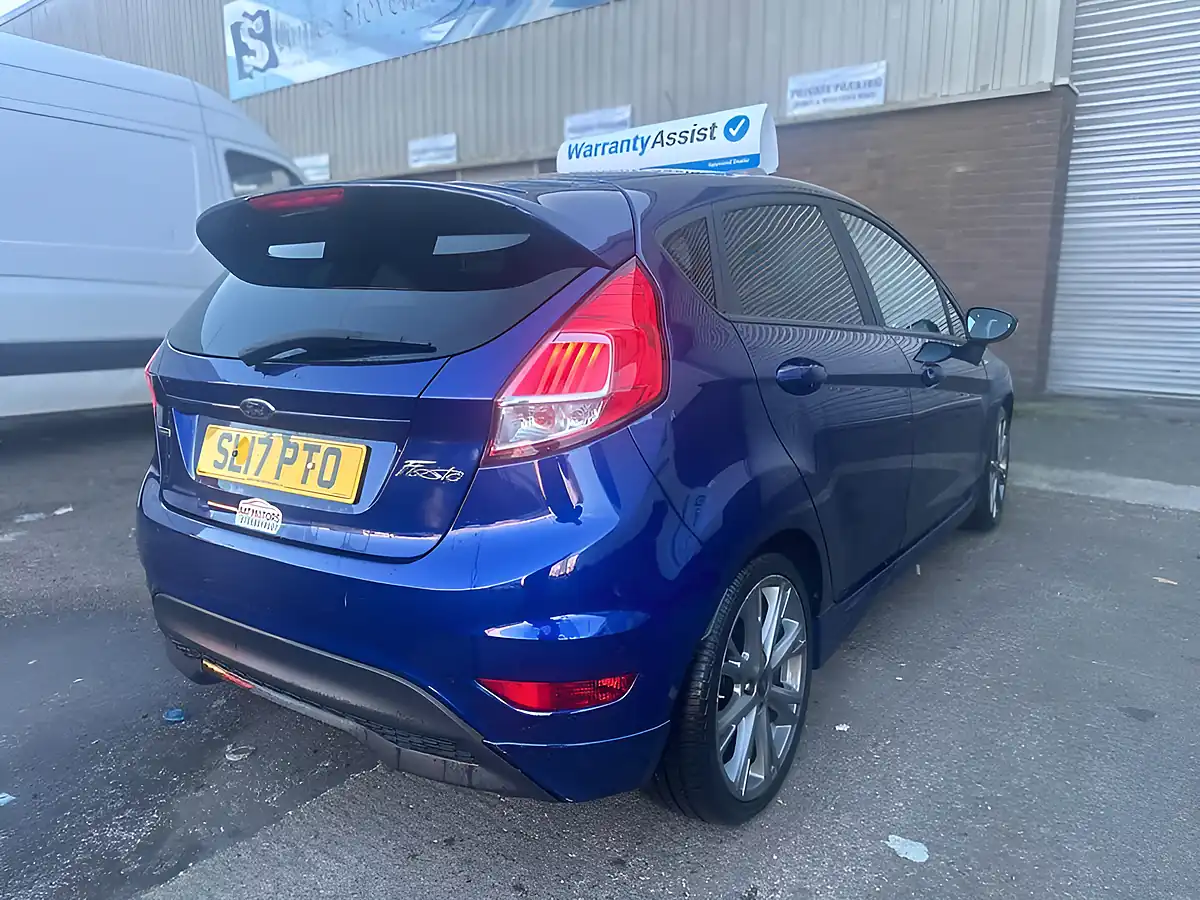 Used 2017 Ford Fiesta ST-Line Blue - Interior and Exterior details 9