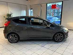 Used 2017 Ford Fiesta ST-Line Grey - Interior and Exterior details 12