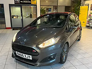 Used 2017 Ford Fiesta ST-Line Grey - Interior and Exterior details 5