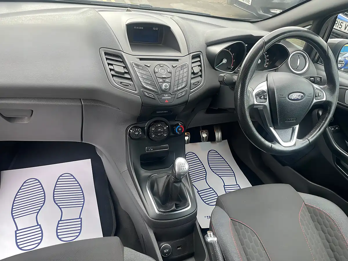 Used 2017 Ford Fiesta ST-Line Grey - Interior and Exterior details 14