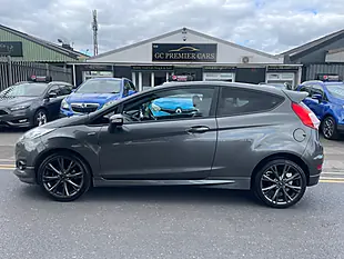 Used 2017 Ford Fiesta ST-Line Grey - Interior and Exterior details 4