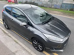 Used 2017 Ford Fiesta ST-Line Grey - Interior and Exterior details 7