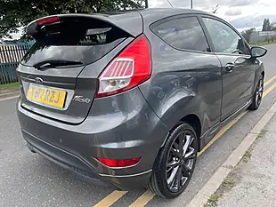 Used 2017 Ford Fiesta ST-Line Grey - Interior and Exterior details 9