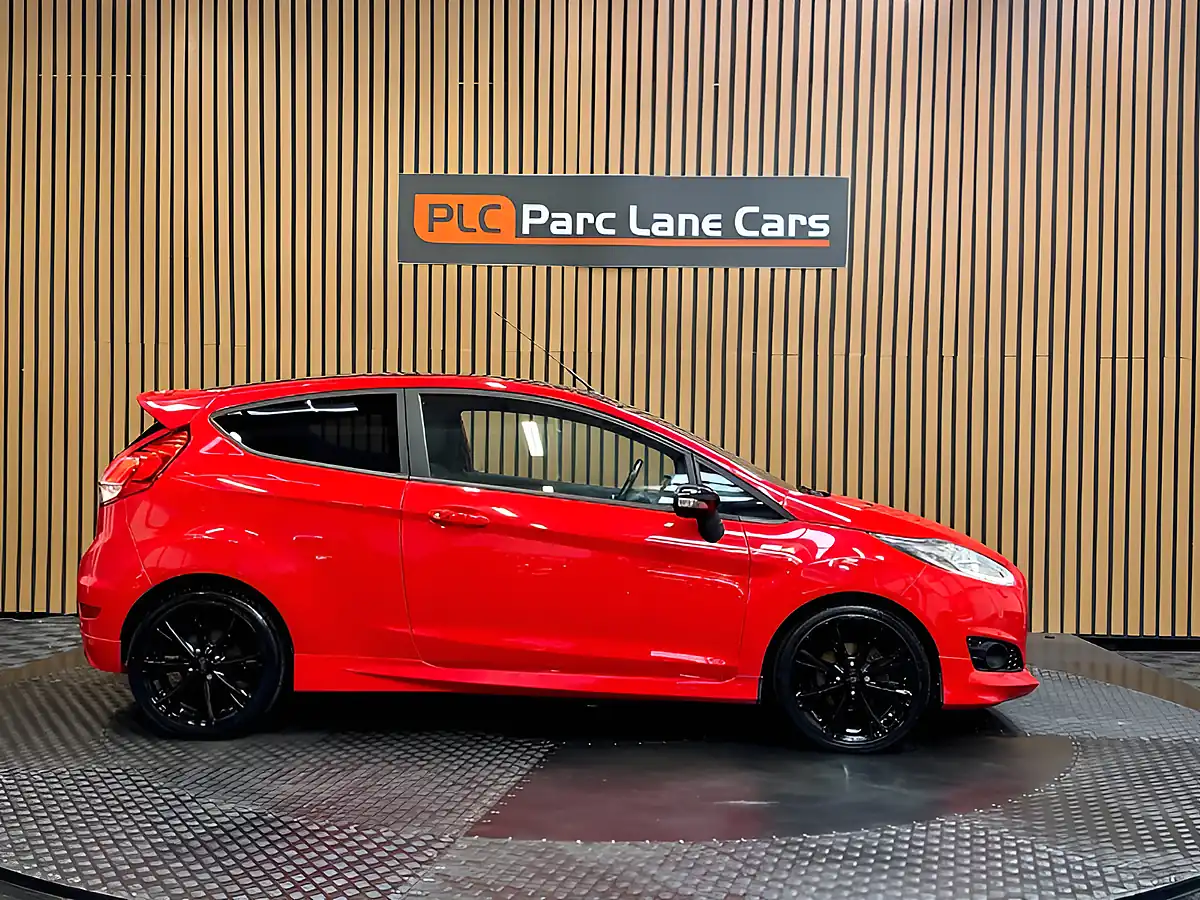Used 2017 Ford Fiesta ST-Line Race Red - Interior and Exterior details 2