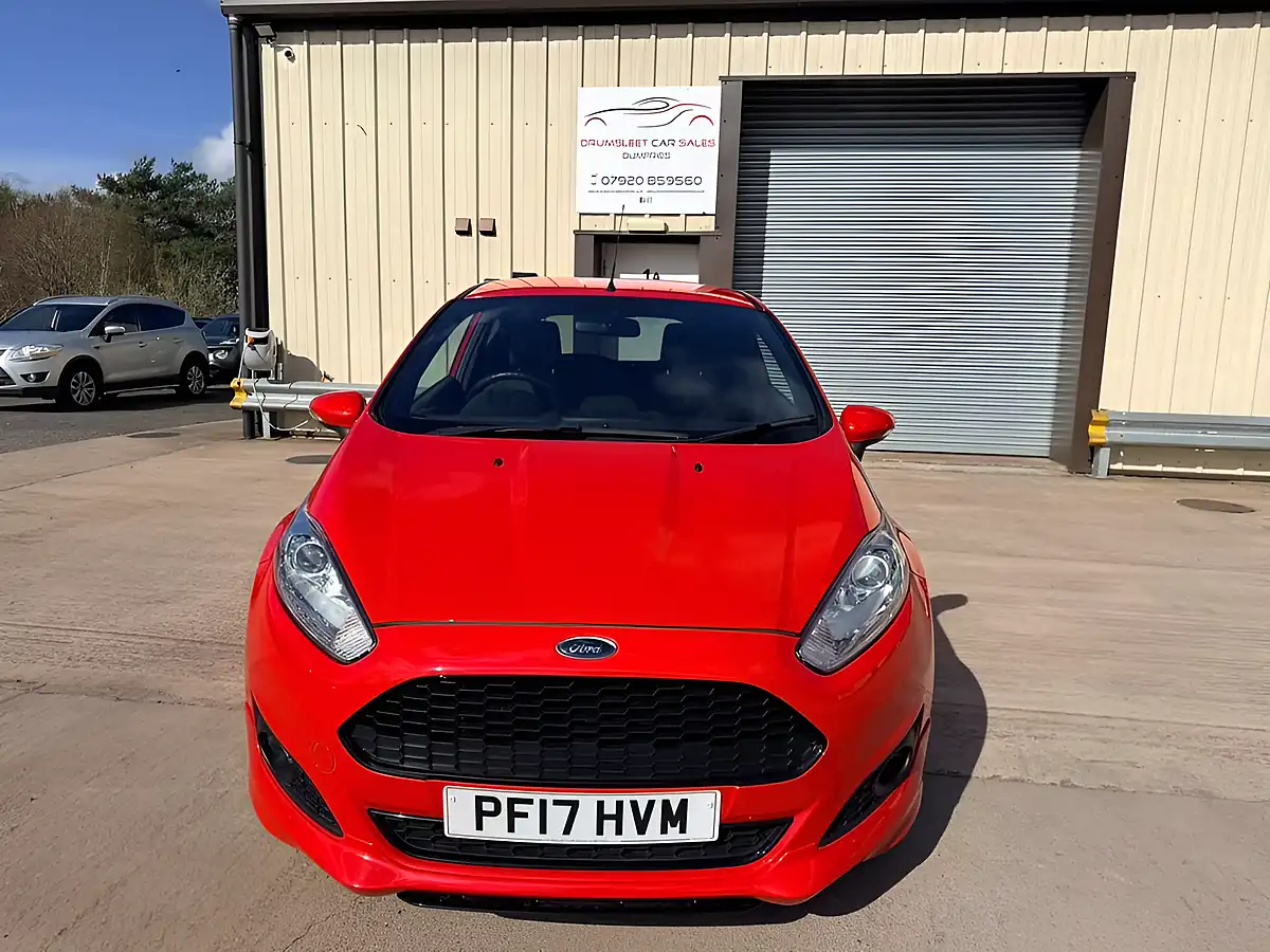 Used 2017 Ford Fiesta ST-Line Red - Interior and Exterior details 3