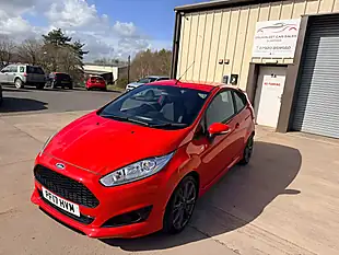 Used 2017 Ford Fiesta ST-Line Red - Interior and Exterior details 5