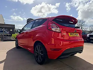 Used 2017 Ford Fiesta ST-Line Red - Interior and Exterior details 6