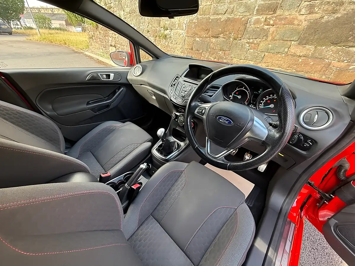 Used 2017 Ford Fiesta ST-Line Red - Interior and Exterior details 16