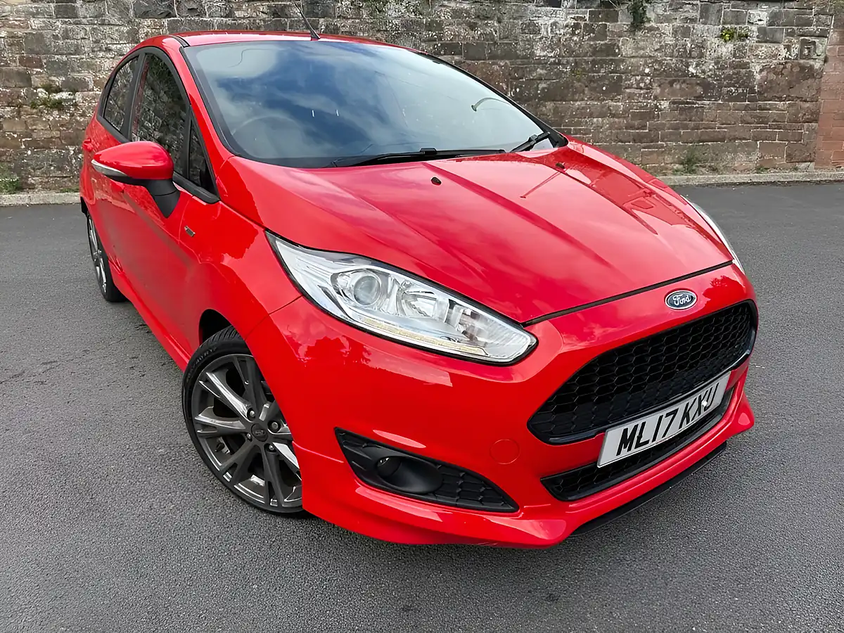 Used 2017 Ford Fiesta ST-Line Red - Interior and Exterior details 3