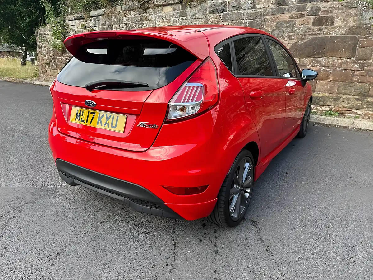 Used 2017 Ford Fiesta ST-Line Red - Interior and Exterior details 9