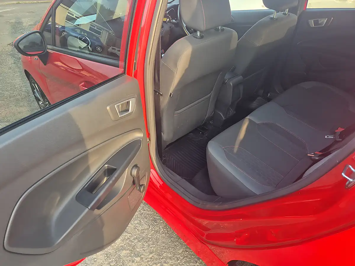 Used 2017 Ford Fiesta ST-Line Red - Interior and Exterior details 16