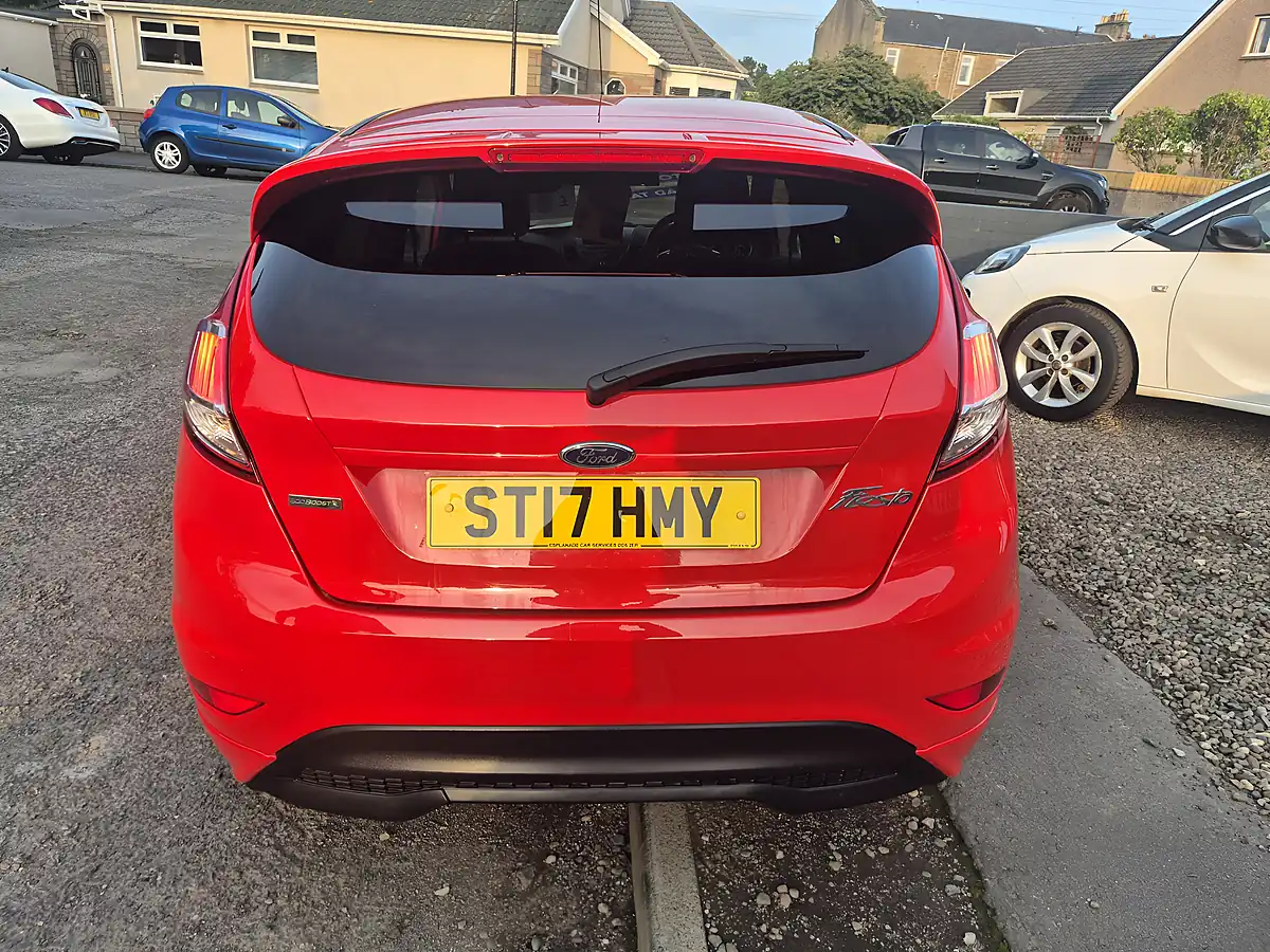 Used 2017 Ford Fiesta ST-Line Red - Interior and Exterior details 8