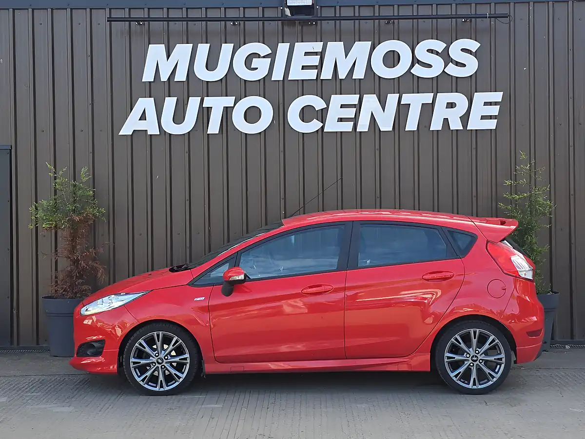 Used 2017 Ford Fiesta ST-Line Red - Interior and Exterior details 4