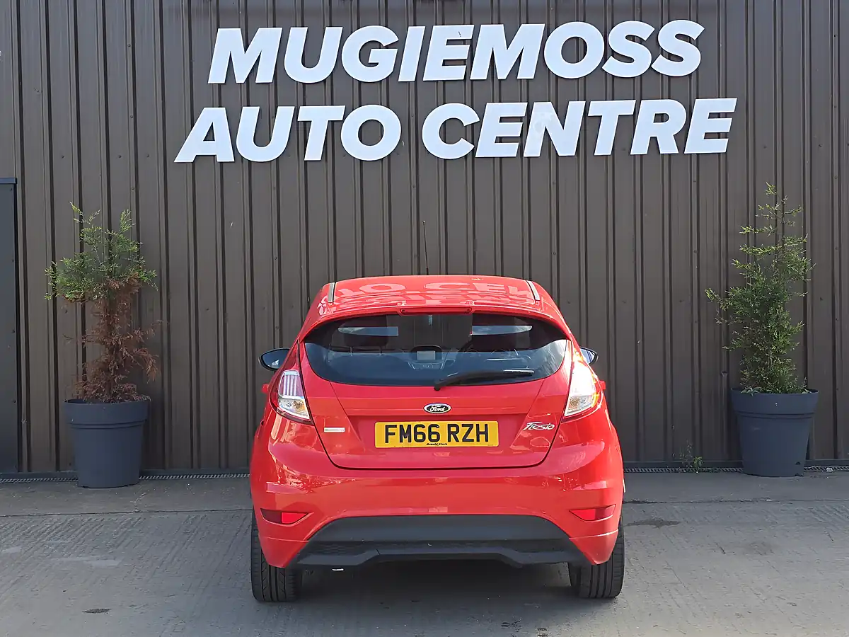 Used 2017 Ford Fiesta ST-Line Red - Interior and Exterior details 5