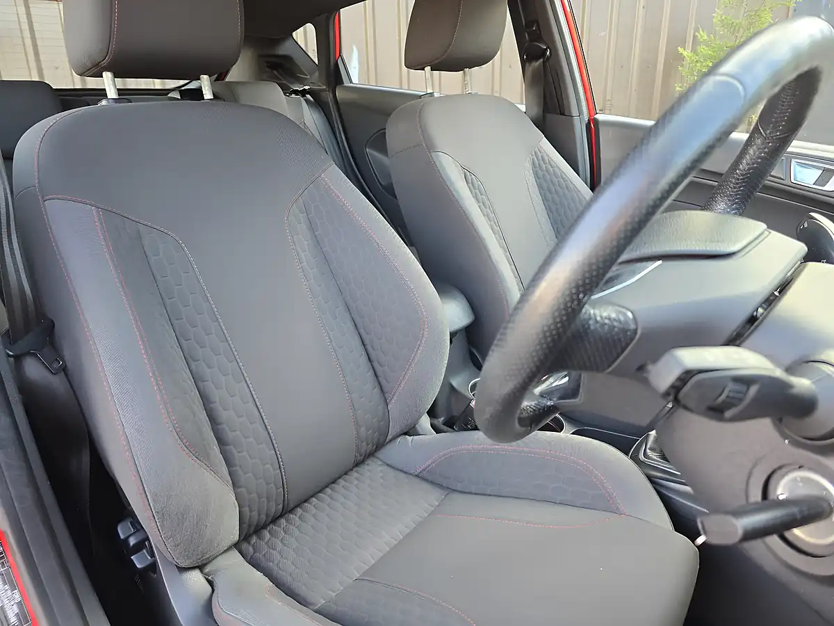 Used 2017 Ford Fiesta ST-Line Red - Interior and Exterior details 6